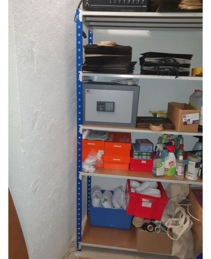 Stockage étagère pour réserve de magasin