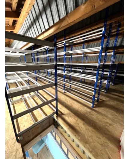 TYRHENIA IMMOBILIER (dpt.20) – agencement d’une zone d’archive située en Corse