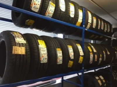 Aménagement garage - Rayonnage pneus